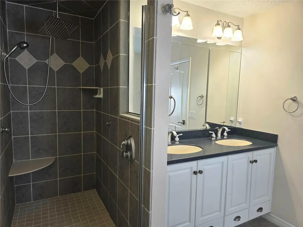 34041 Highland Road Leesburg FL 34788