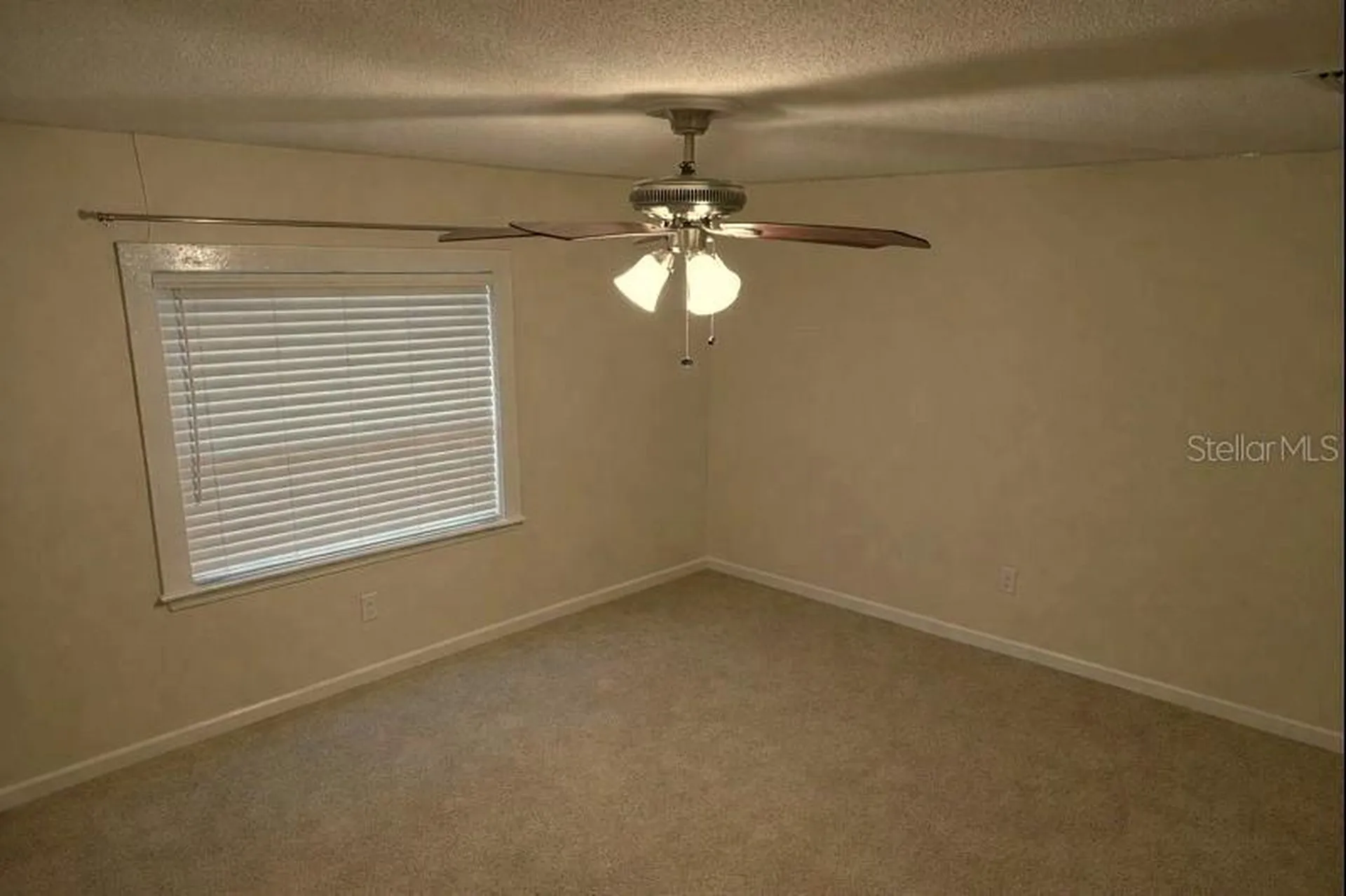 34041 Highland Road Leesburg FL 34788