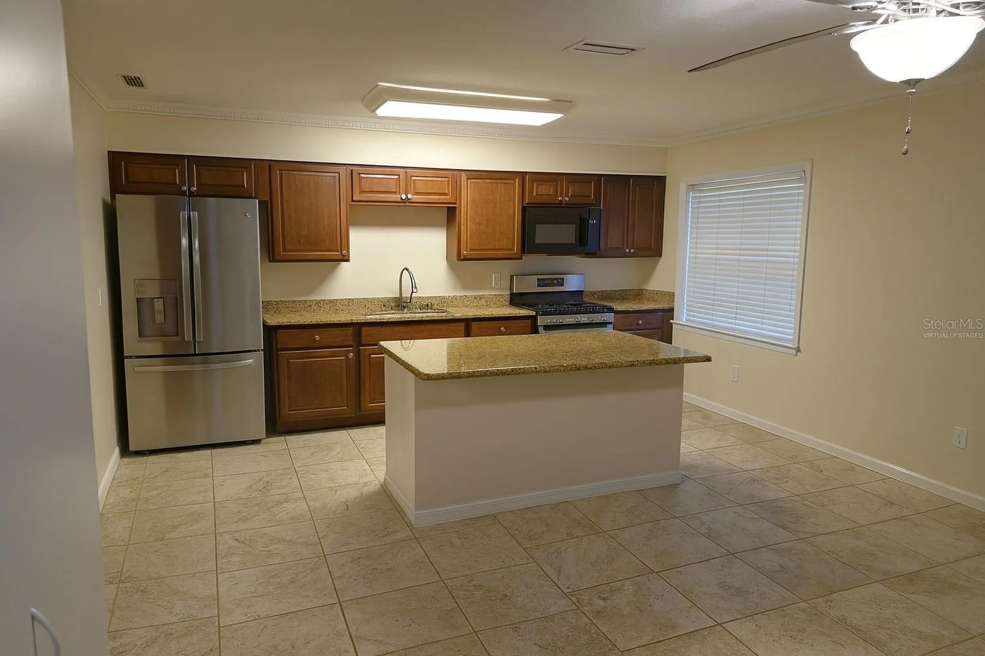 34041 Highland Road Leesburg FL 34788