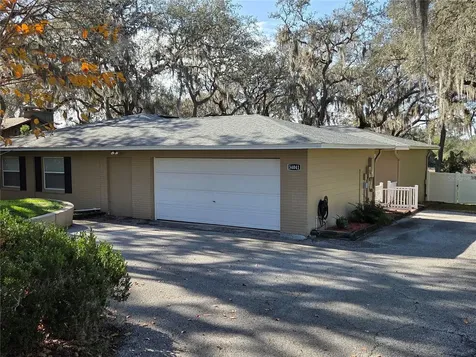 34041 Highland Road Leesburg FL 34788