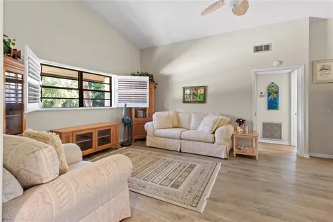 4640 Red Maple Road Bradenton FL 34210