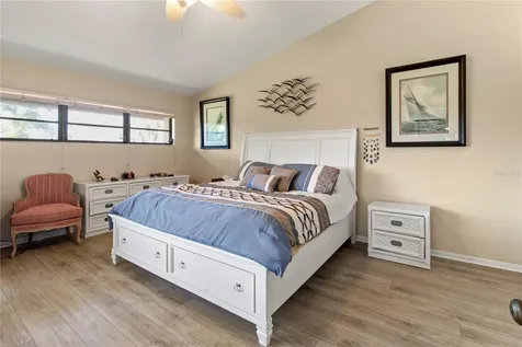 4640 Red Maple Road Bradenton FL 34210