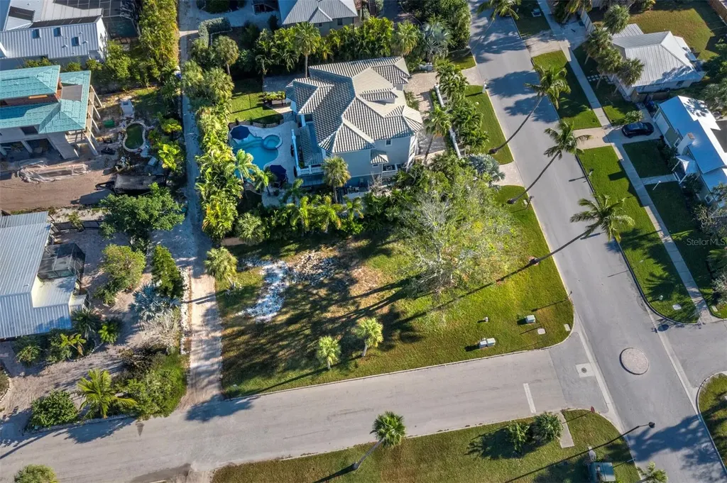 641 Broadway Street Longboat Key FL 34228