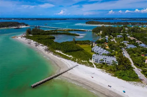 641 Broadway Street Longboat Key FL 34228