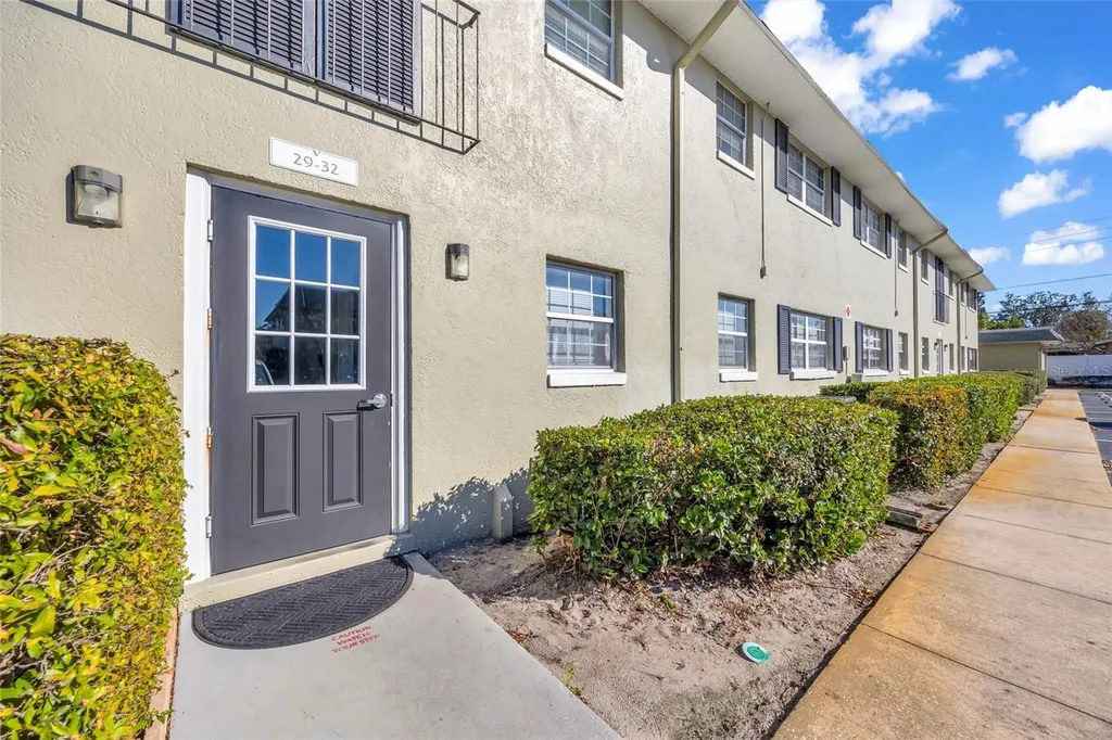 525 S Conway Road Orlando FL 32807