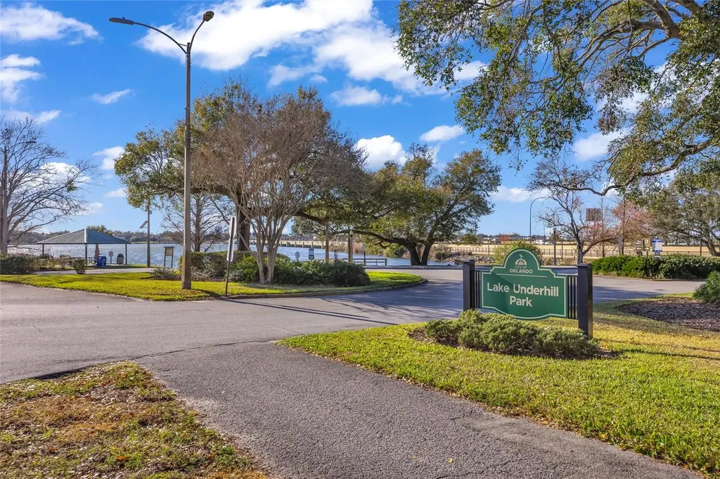 525 S Conway Road Orlando FL 32807