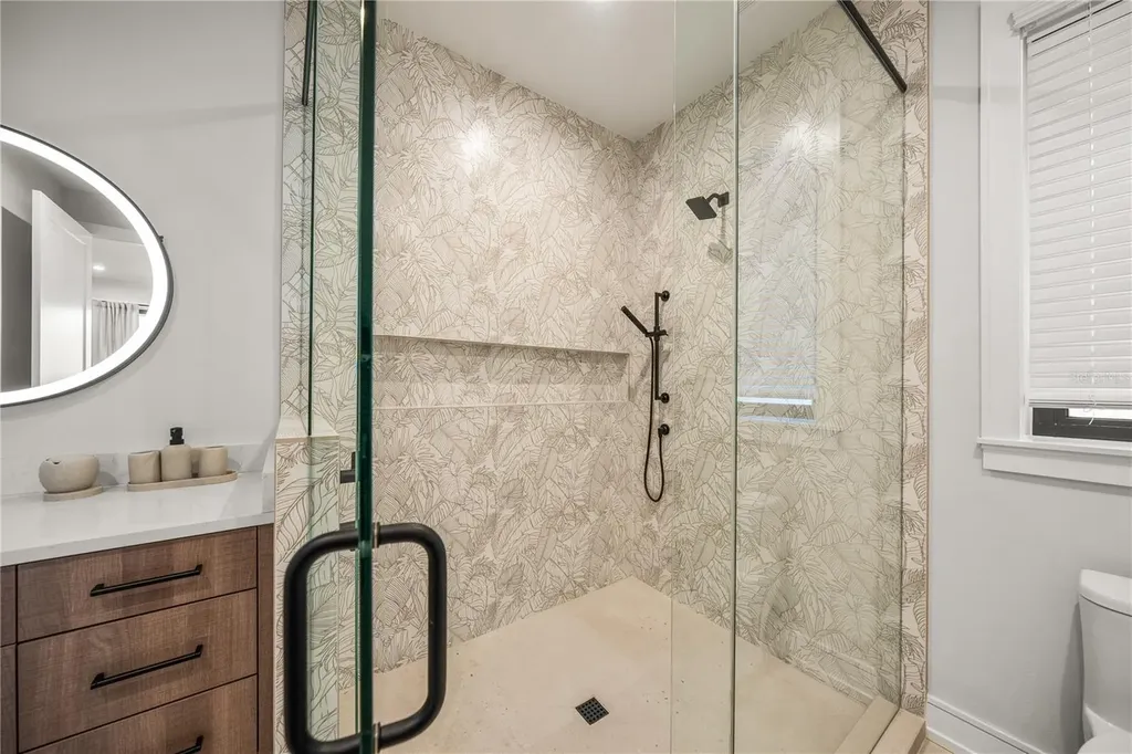 116 8th Street S Bradenton Beach FL 34217