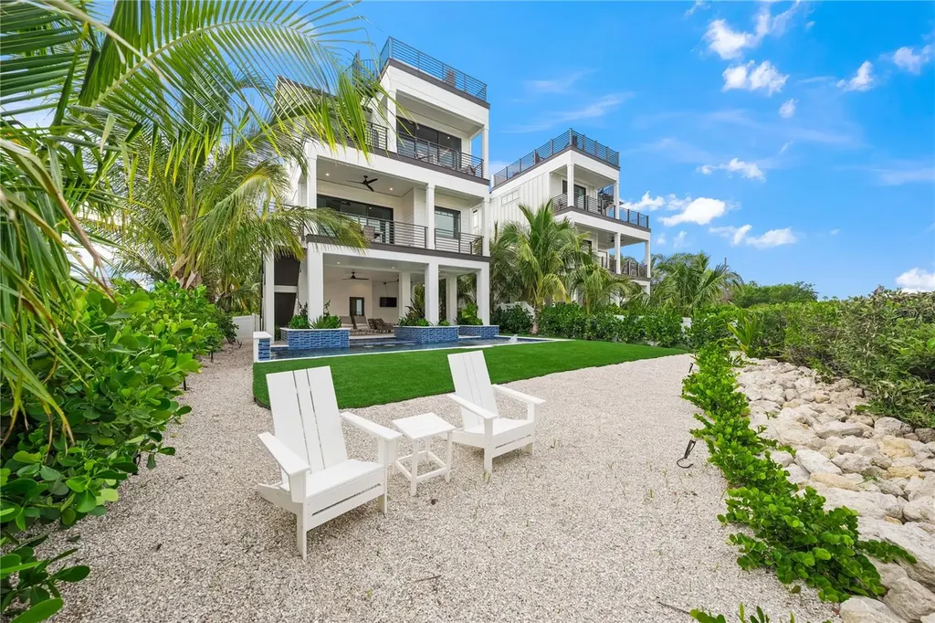 116 8th Street S Bradenton Beach FL 34217