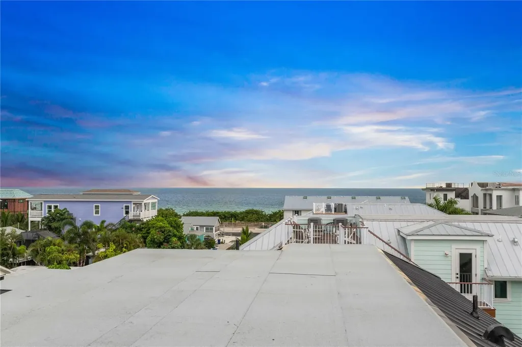 116 8th Street S Bradenton Beach FL 34217