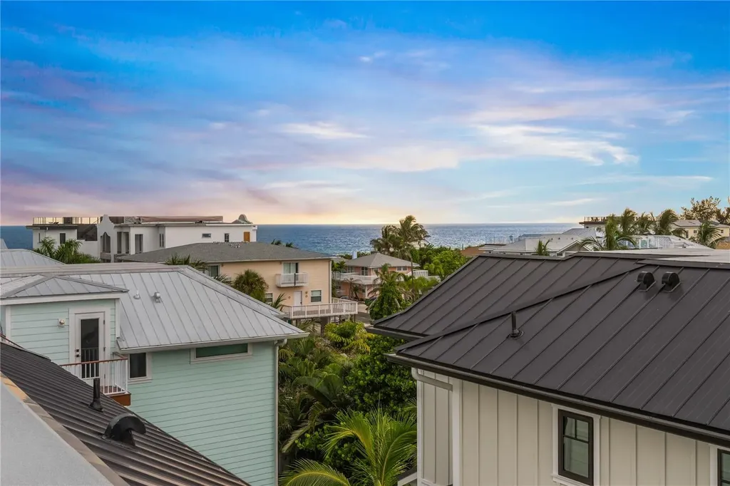 116 8th Street S Bradenton Beach FL 34217