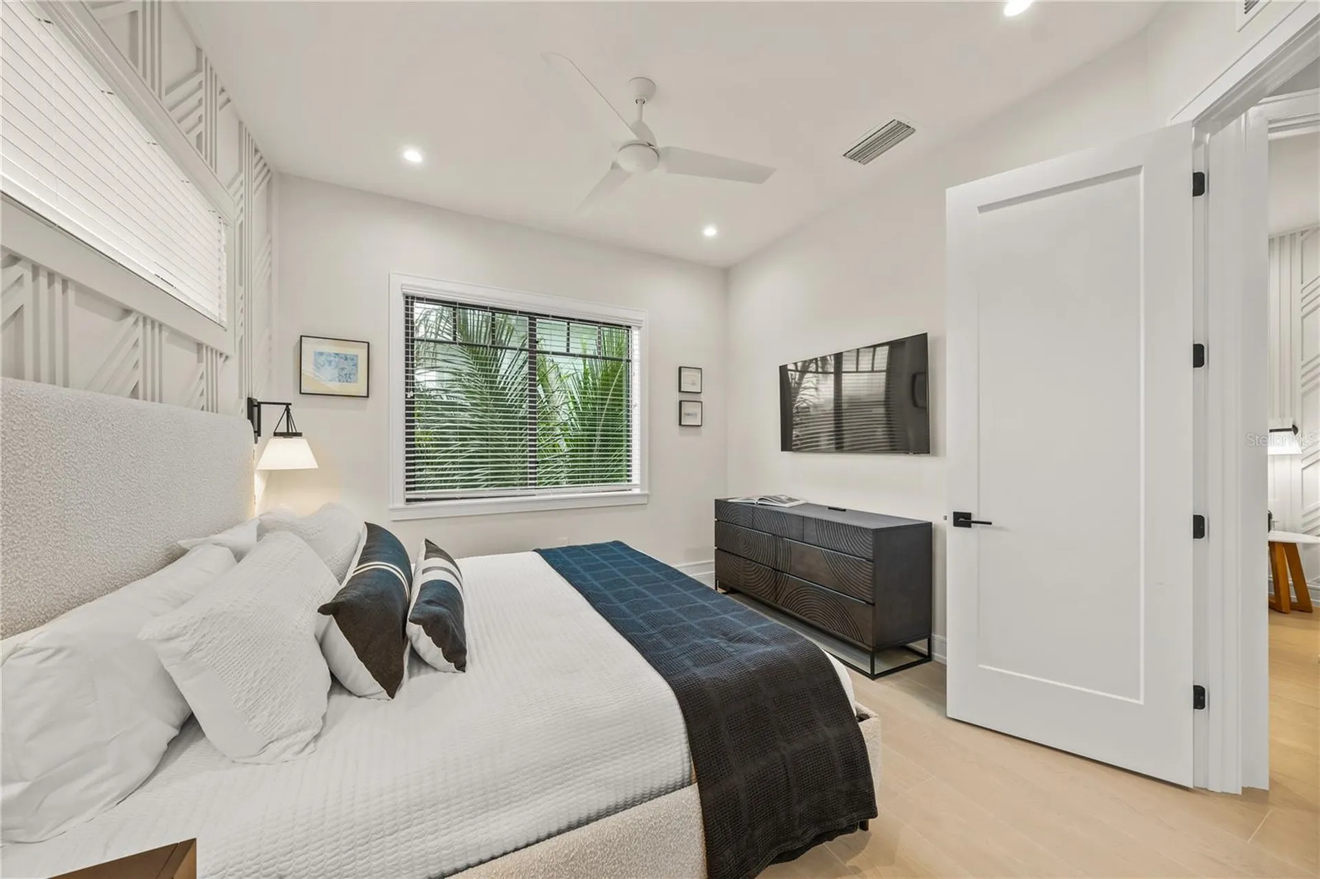 116 8th Street S Bradenton Beach FL 34217