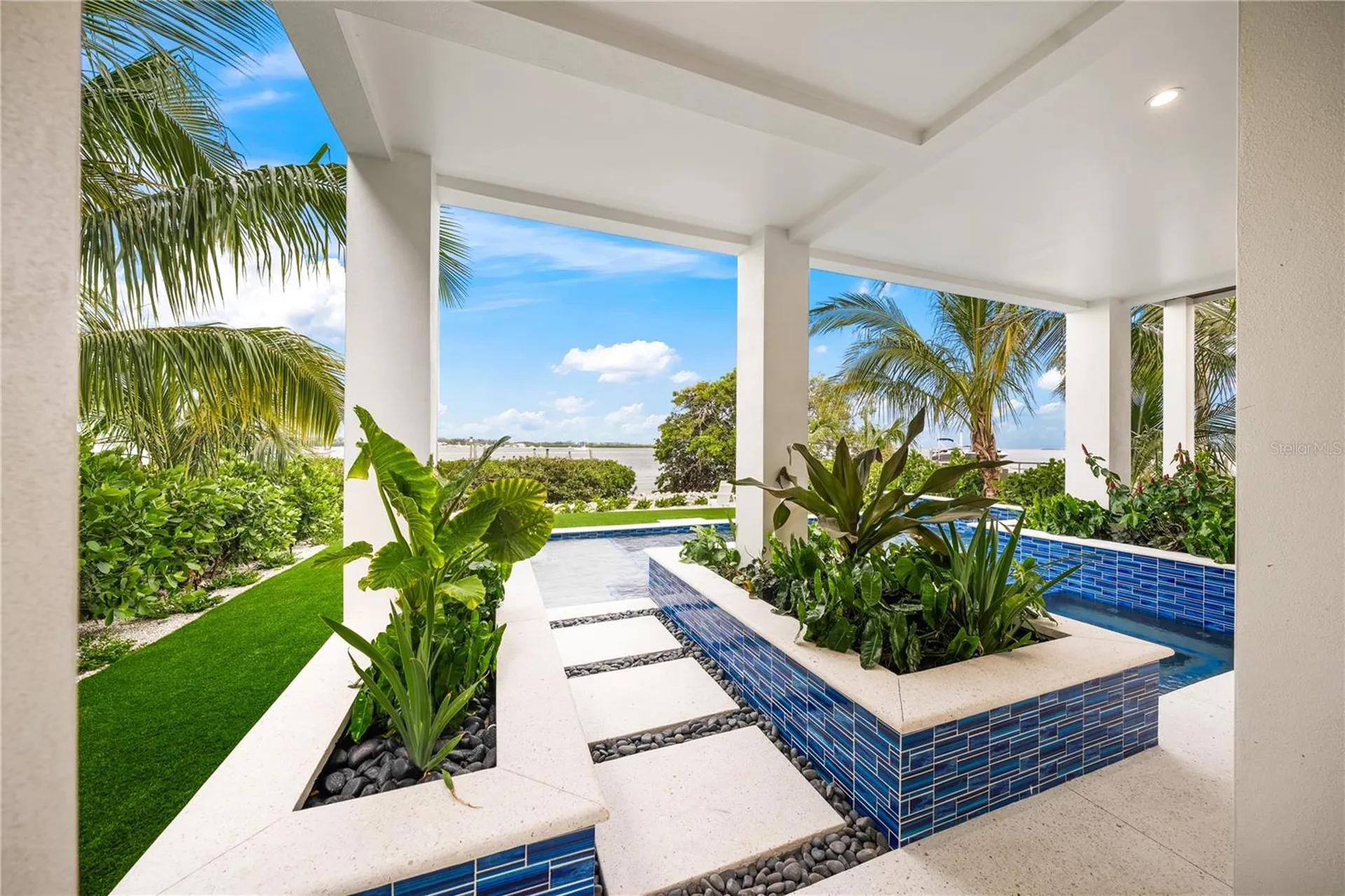 116 8th Street S Bradenton Beach FL 34217