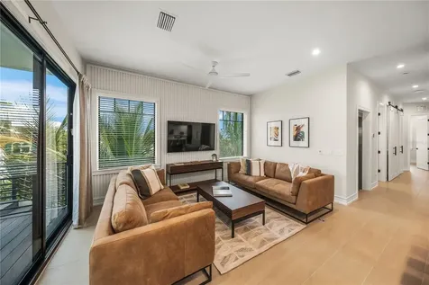 116 8th Street S Bradenton Beach FL 34217