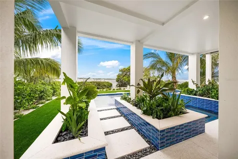 116 8th Street S Bradenton Beach FL 34217