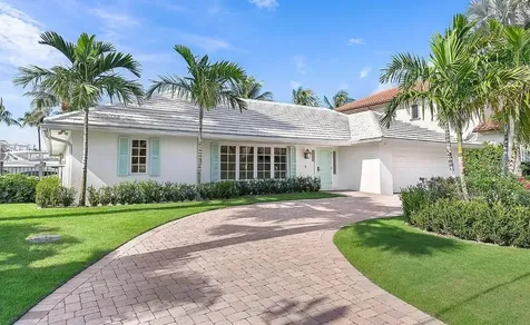1071 Gulfstream Way Riviera Beach FL 33404