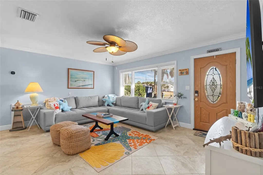 284 44th Avenue St Pete Beach FL 33706