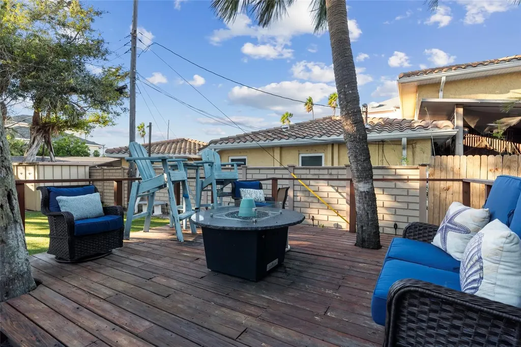 284 44th Avenue St Pete Beach FL 33706