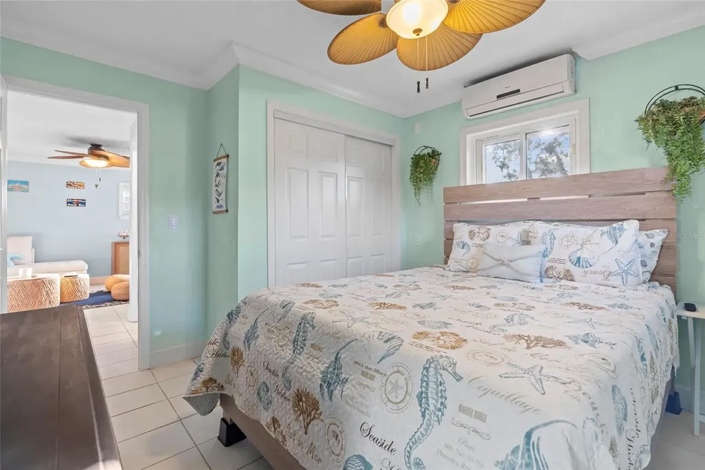 284 44th Avenue St Pete Beach FL 33706