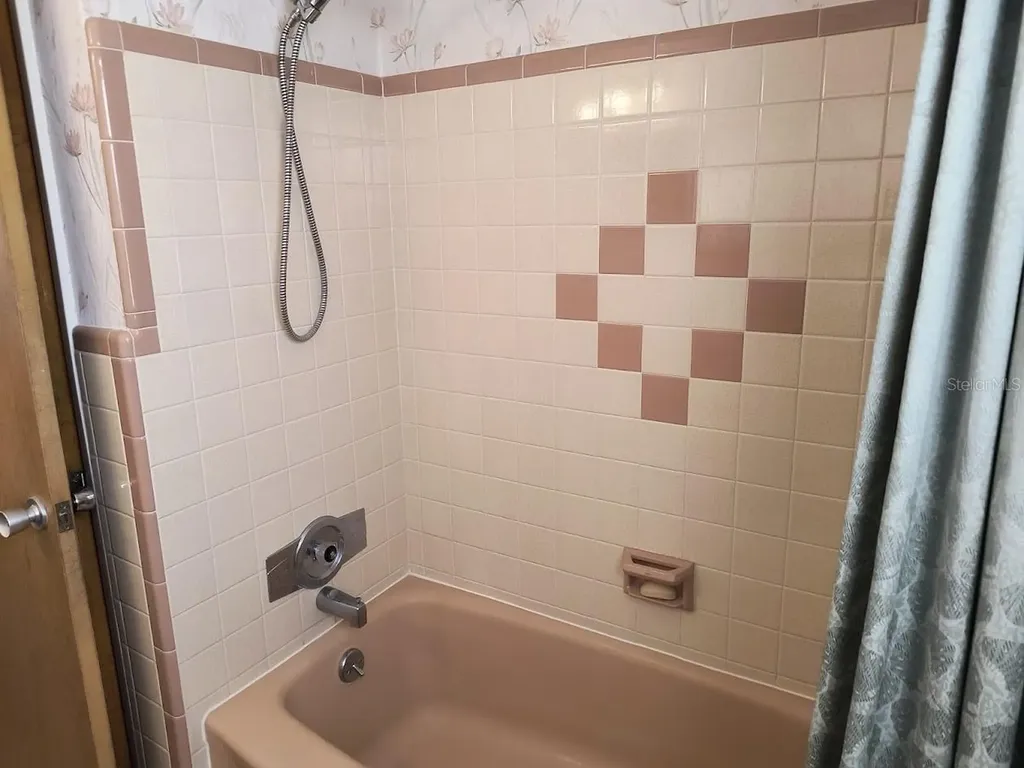 732 Keene Road Largo FL 33771