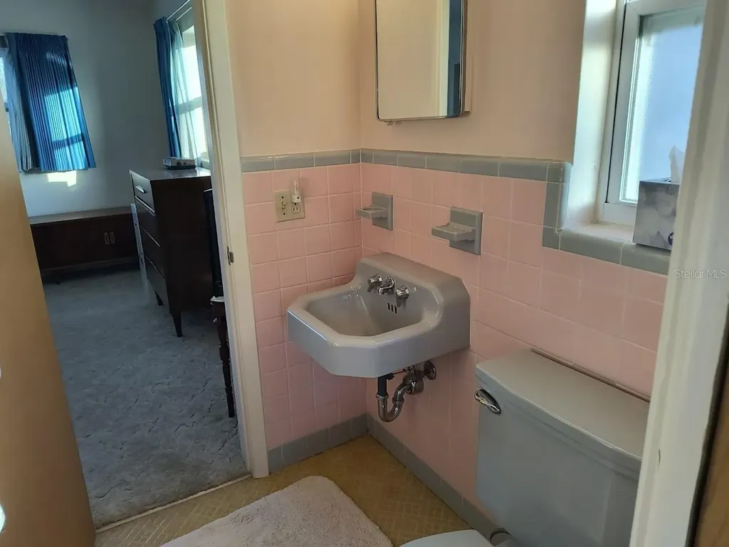 732 Keene Road Largo FL 33771