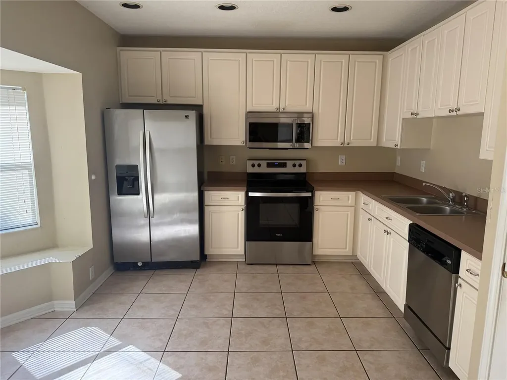 6509 Bridgecrest Drive Lithia FL 33547