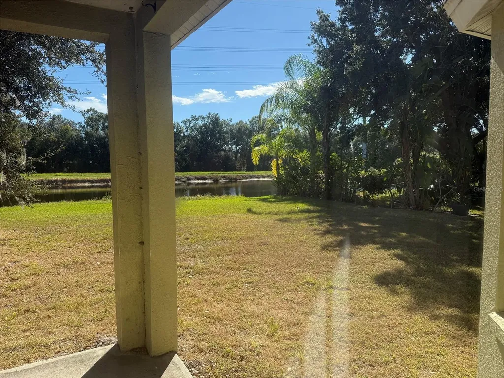 6509 Bridgecrest Drive Lithia FL 33547