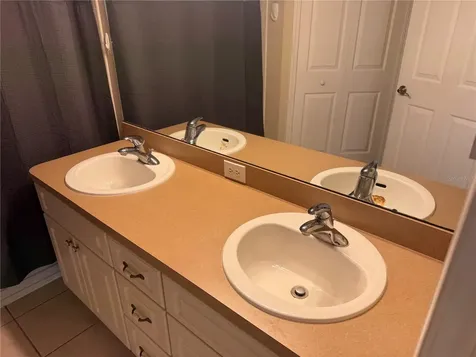 6509 Bridgecrest Drive Lithia FL 33547
