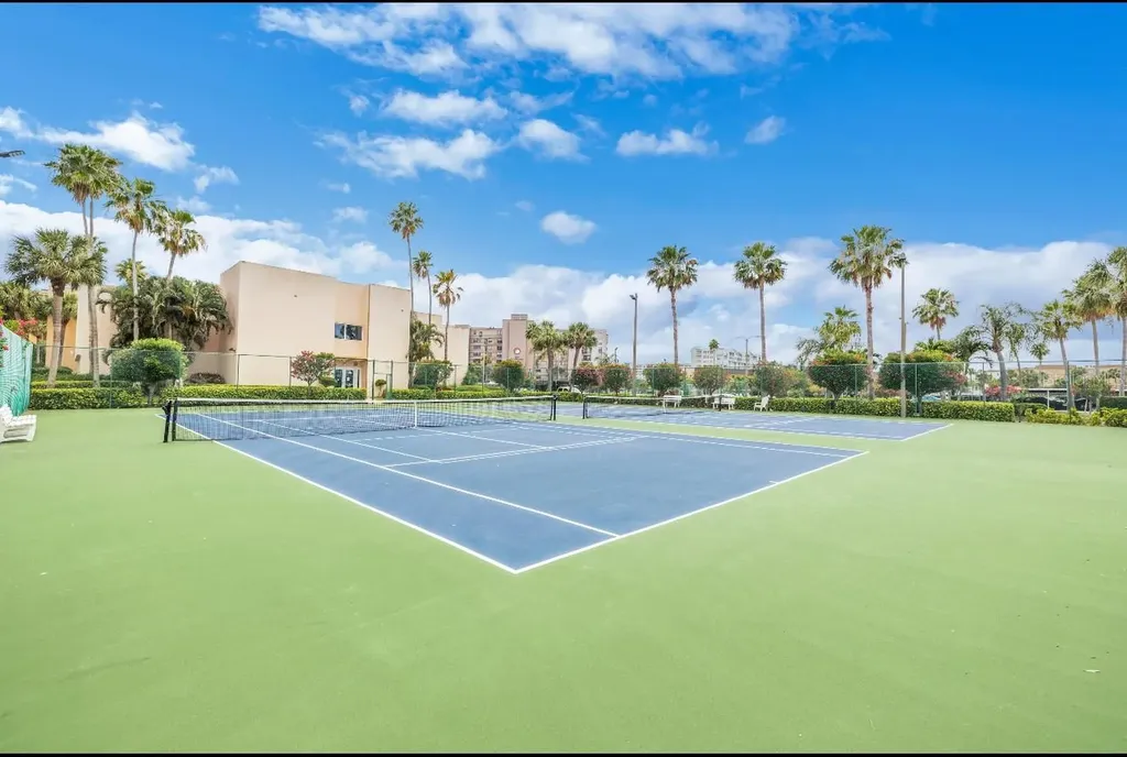 7700 Sun Island Drive S South Pasadena FL 33707