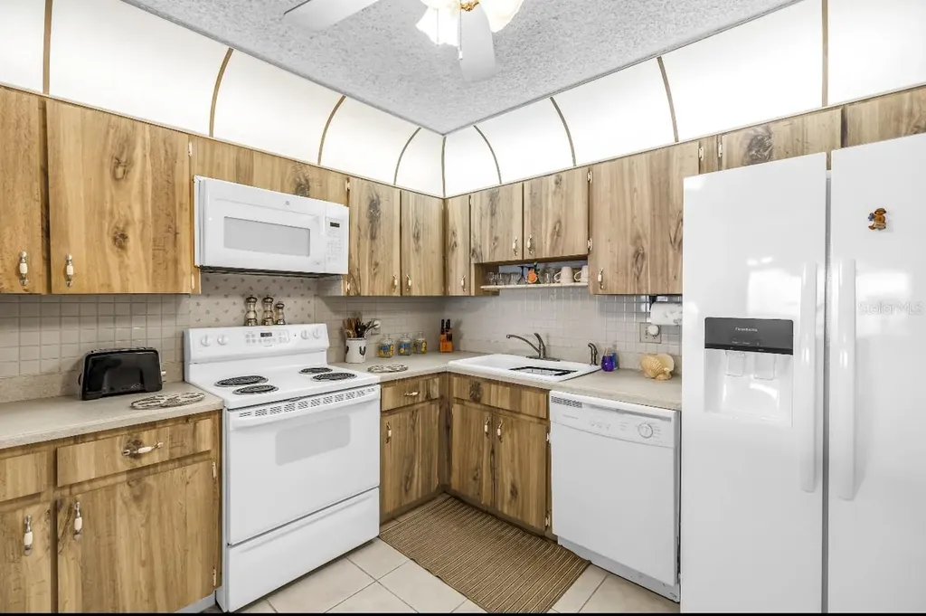 7700 Sun Island Drive S South Pasadena FL 33707