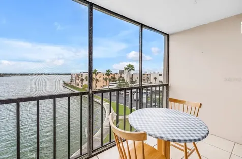 7700 Sun Island Drive S South Pasadena FL 33707