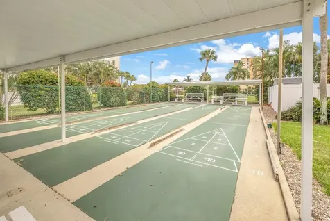 7700 Sun Island Drive S South Pasadena FL 33707