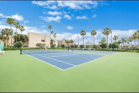 7700 Sun Island Drive S South Pasadena FL 33707