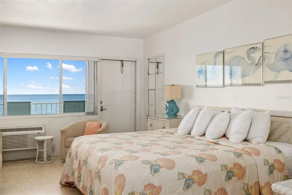 3155 Gulf Of Mexico Drive Longboat Key FL 34228