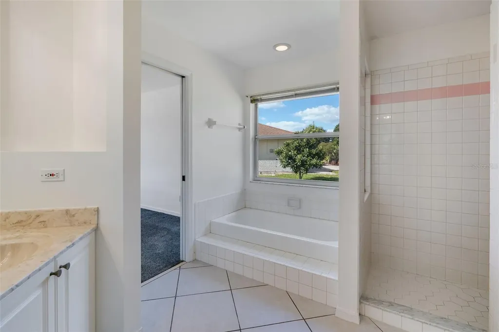 13376 Journeys End Fort Myers FL 33905