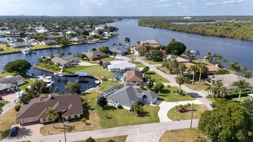 13376 Journeys End Fort Myers FL 33905