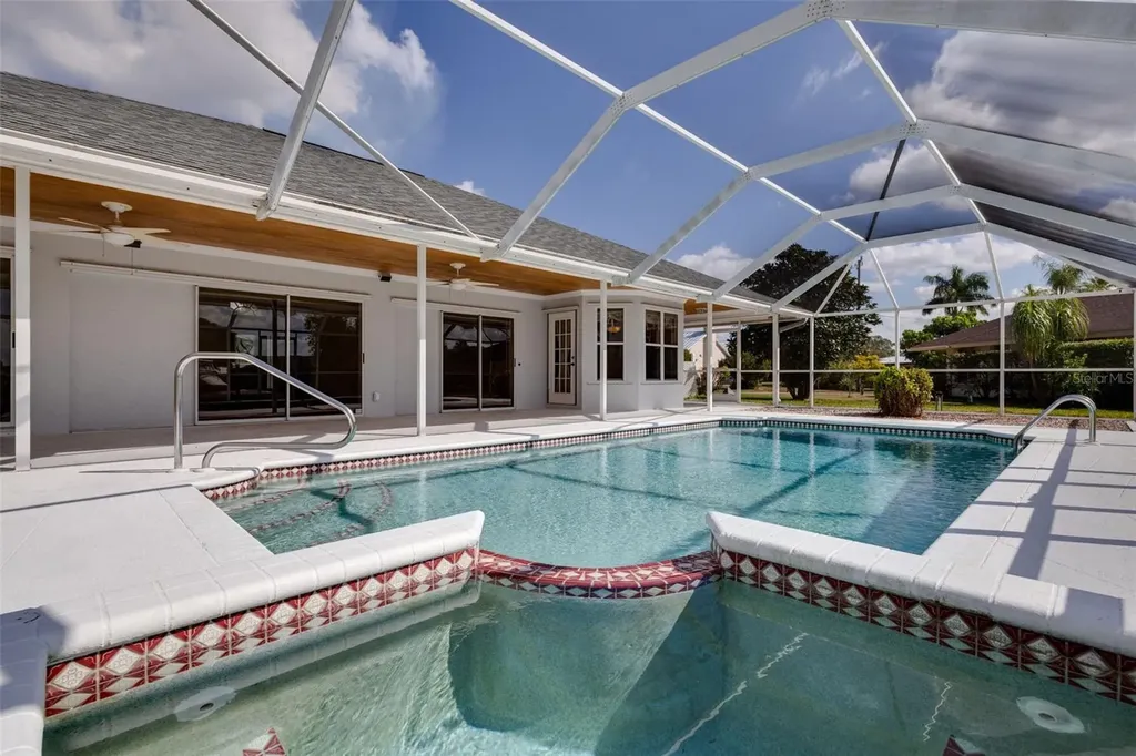 13376 Journeys End Fort Myers FL 33905