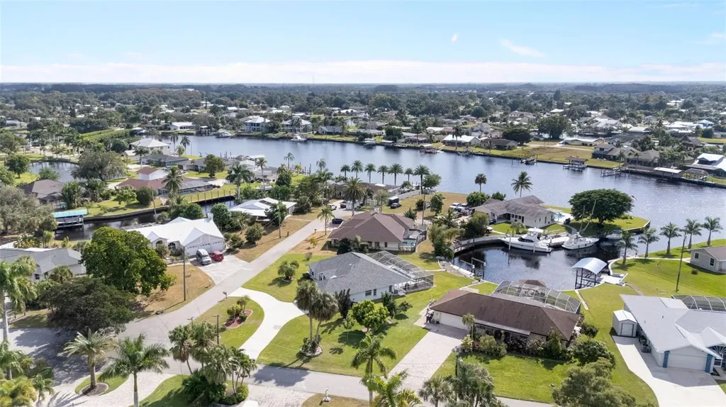 13376 Journeys End Fort Myers FL 33905