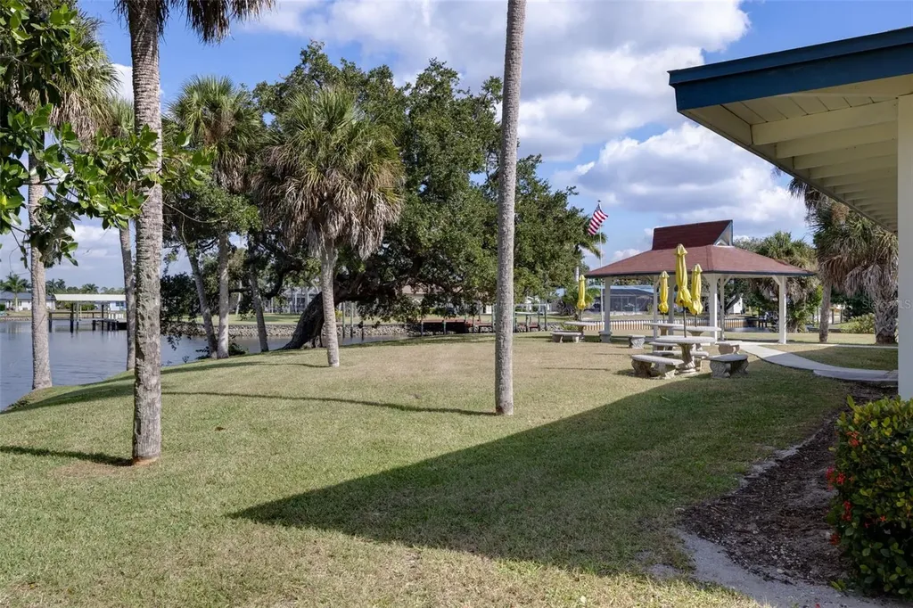 13376 Journeys End Fort Myers FL 33905