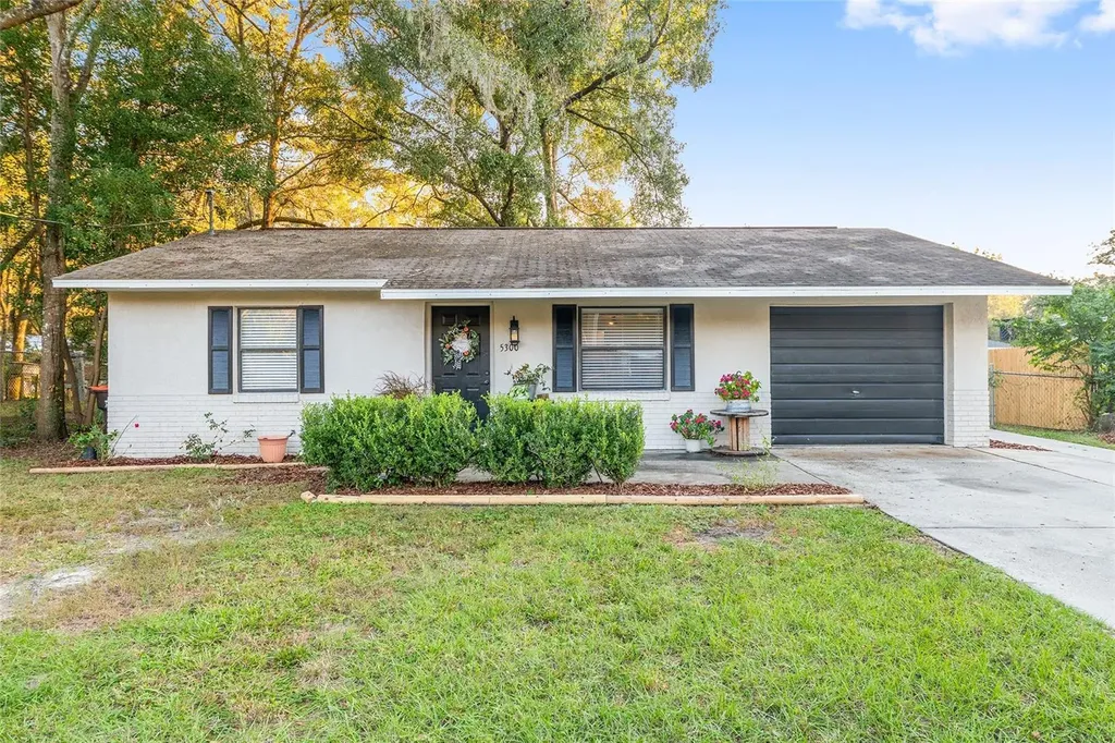 5300 SE 102nd Place Belleview FL 34420