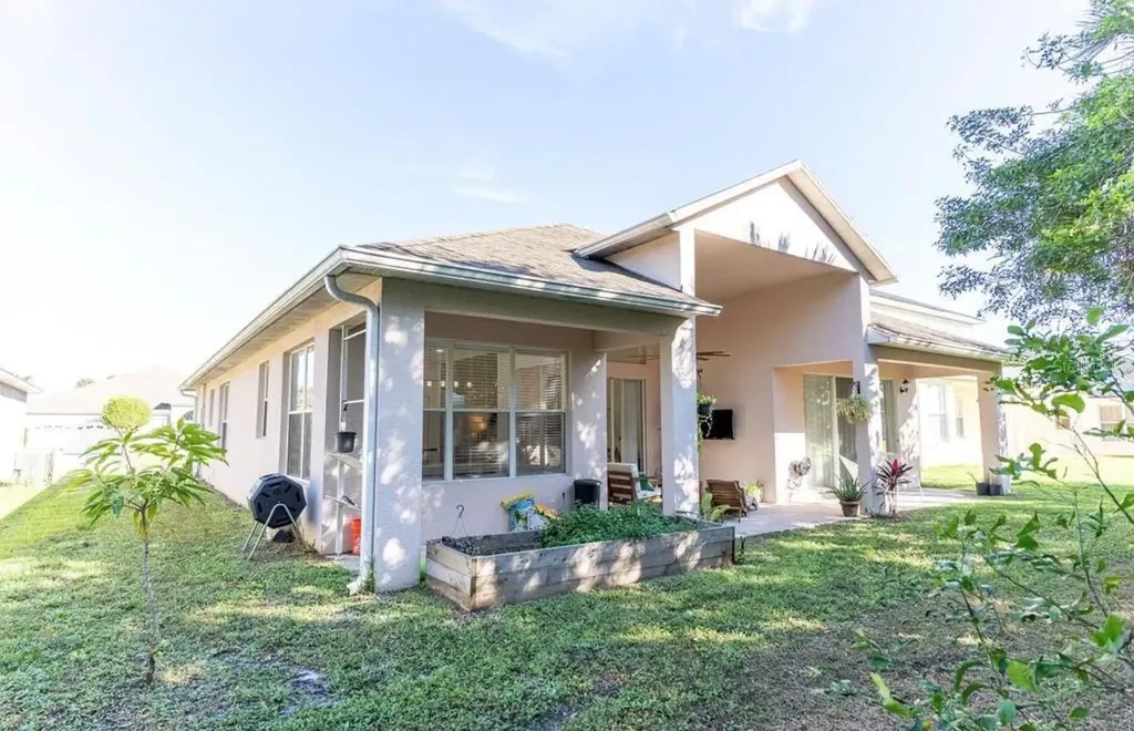 2110 Bunker View Court Kissimmee FL 34746