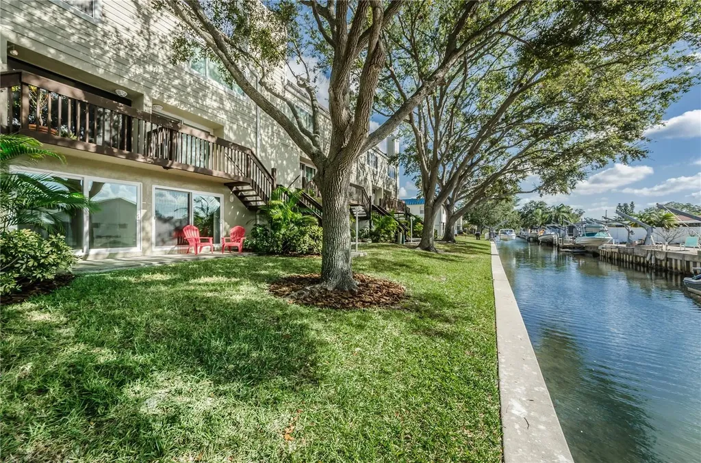 433 S Paula Drive Dunedin FL 34698