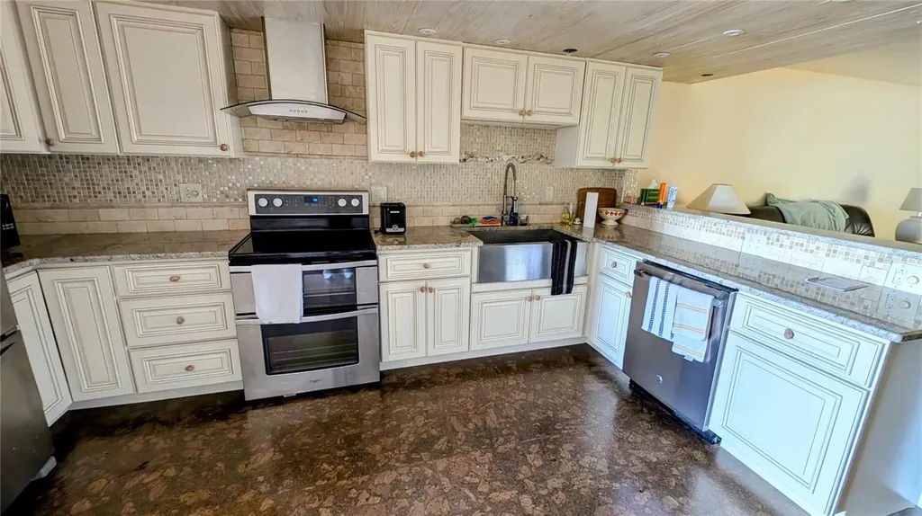 433 S Paula Drive Dunedin FL 34698