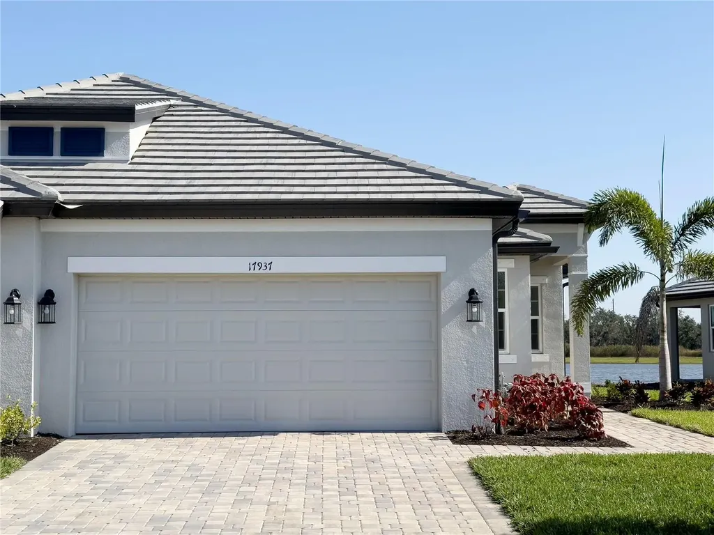 17937 Cherished Loop Lakewood Ranch FL 34211