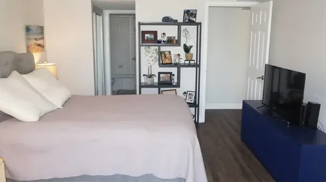 7530 Sunshine Skyway Lane S St Petersburg FL 33711
