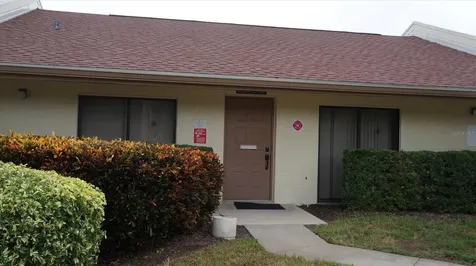 7530 Sunshine Skyway Lane S St Petersburg FL 33711