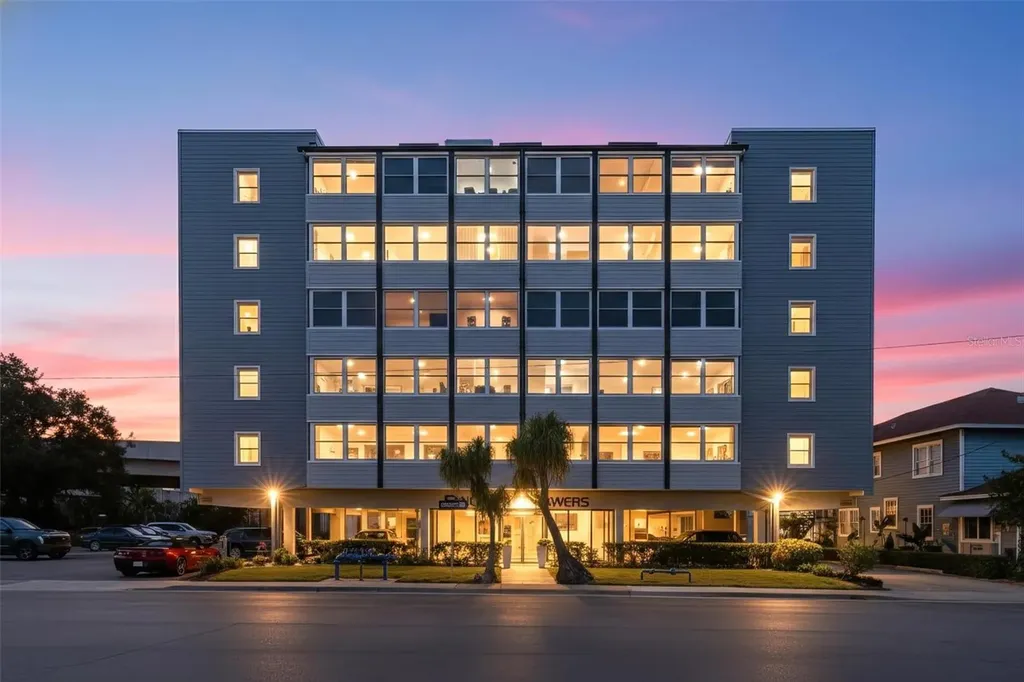 841 4th Avenue N St Petersburg FL 33701
