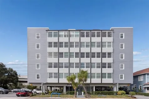 841 4th Avenue N St Petersburg FL 33701