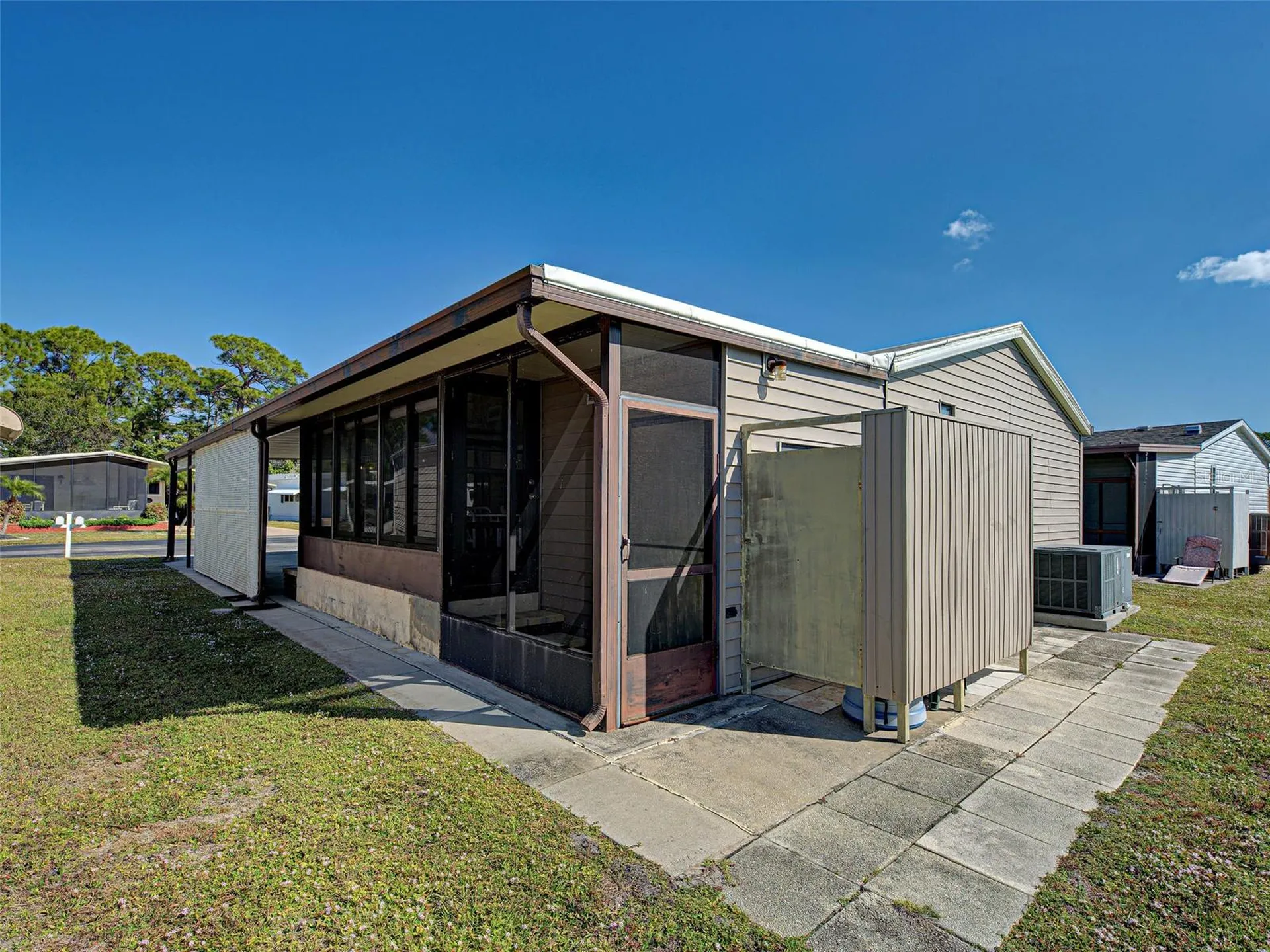 137 N Fiji Circle Englewood FL 34223