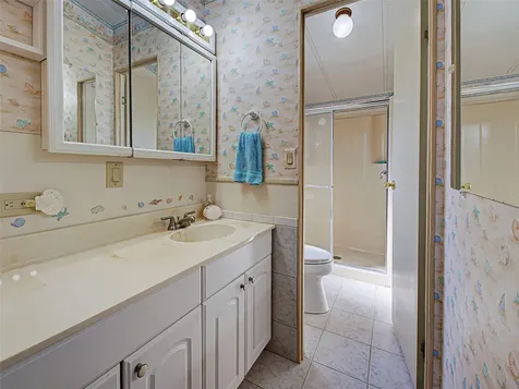 137 N Fiji Circle Englewood FL 34223