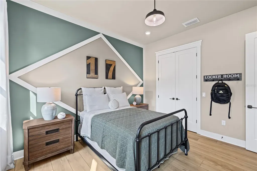 728 Estates Boulevard Tarpon Springs FL 34688
